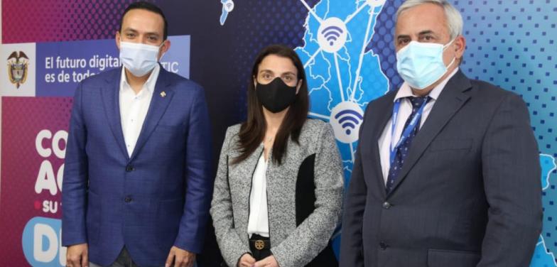 Gobernador y Ministra de las TIC revisan implementación de la transformación digital de Santander