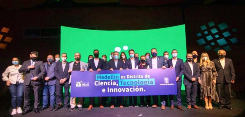 En Medellín instalan un consejo de Ciencia, Tecnología e Innovación